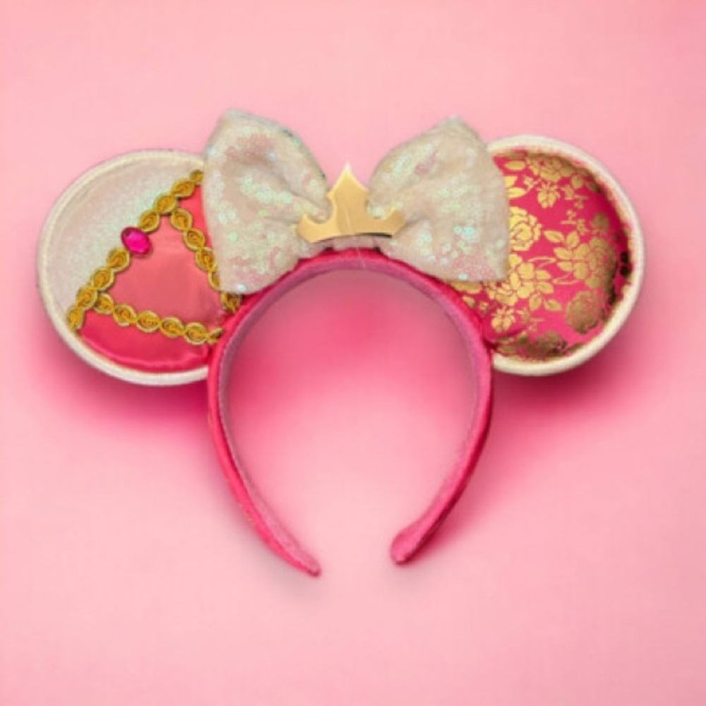 DO NOT BUY! ISO Disneyland Paris Headband Ears